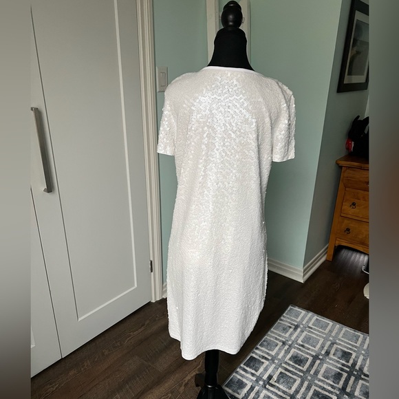 Michaels Kors White Sequin Dress. - Picture 2 of 2